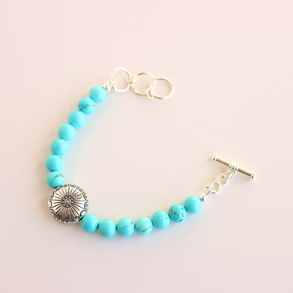 Turquoise Howlite Bracelet- Western Design - Picture 4 of 5
